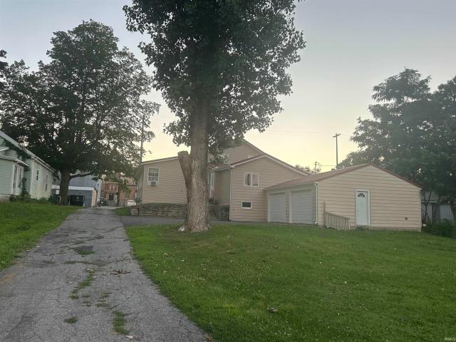110 N Poplar Street