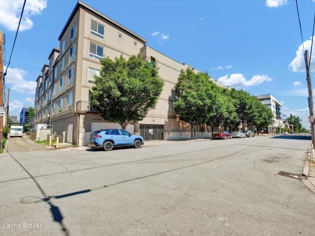 110 S Campbell St 313