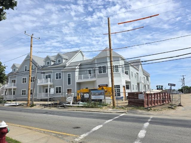 110 School St. E202