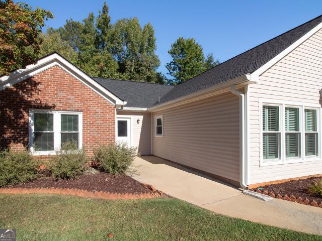 110 Spring Lake Point