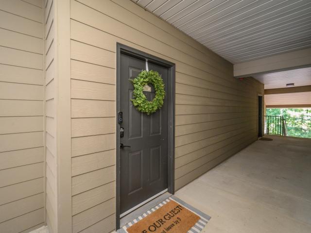 110 Sterling Oaks Drive # 110
