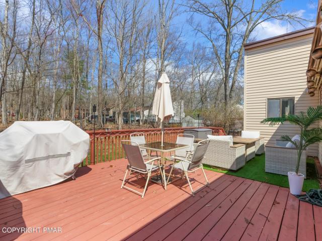 110 Sundew Drive