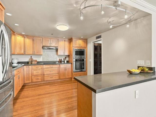 110 Park Road 301