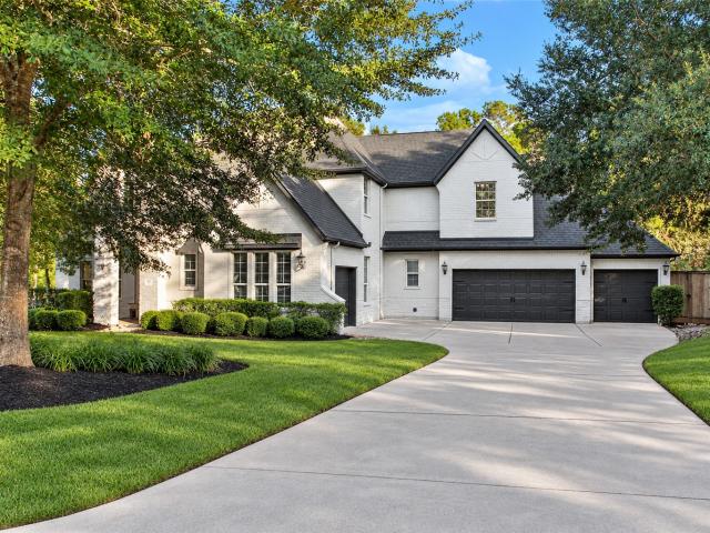 110 Pickerel Point
