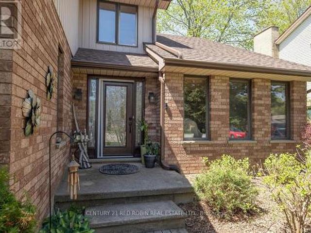 110 Roe Street, Southwest Middlesex Glencoe, ON, N0L 1N0 house for sale | Listing ID X13096 | Royal LePage
