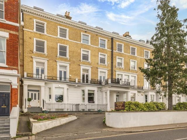 110 Richmond Hill, London, TW10 6RN, United Kingdom | 2 bed duplex for rent #135671170 | Rentberry