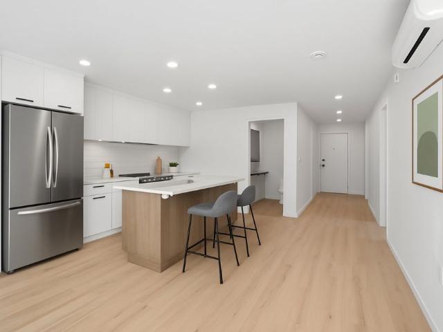110 Rue de Joliette, Bromont, QC J2L