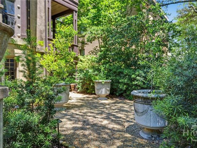 110 W Gaston Street