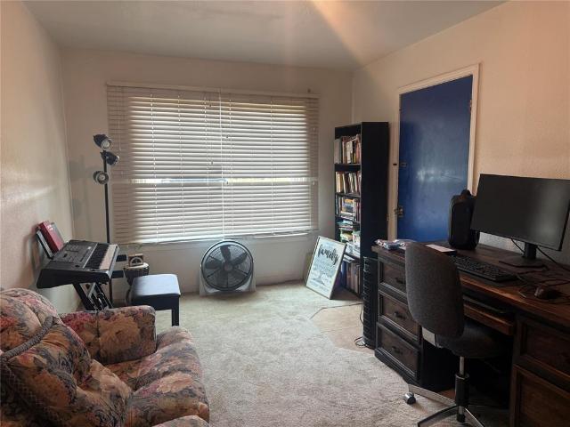 110 W Kansas Avenue