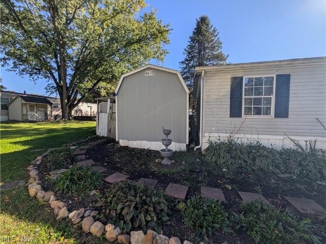 110 W Lebanon Road 28