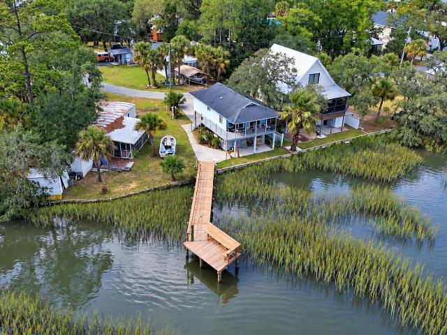 110 Tomahawk Trail