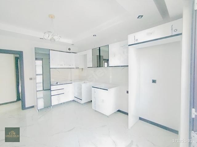 110m2 2+1 BAHÇELİ,ÖZEL GARAJLI 17m2 KAPALI BALKON,EBEVEY BANYOLU