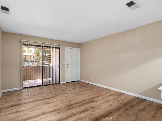 1114 Nord Avenue 17