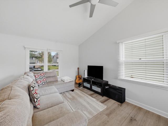 1114 Buttonwood Drive