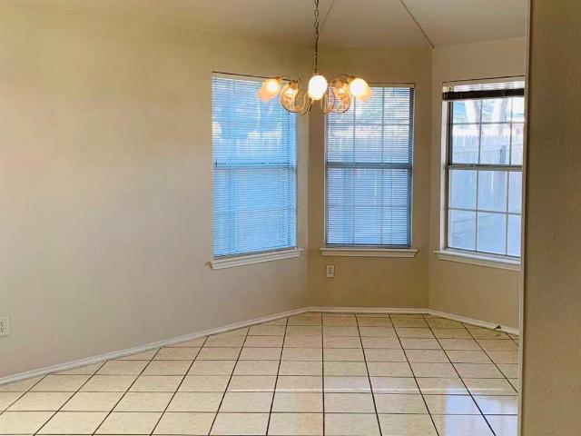 1114 Blue Fox Dr