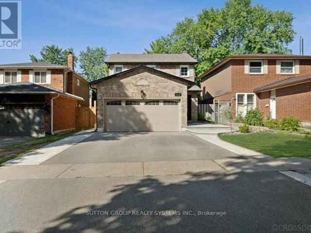 1114 Cedarcroft Crescent, Pickering, ON, L1X 1R5 house for sale | Listing ID E13466 | Royal LePage