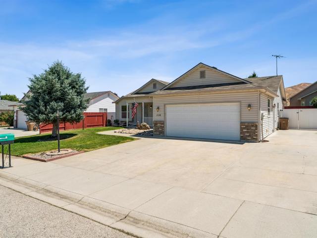 1114 Feltham Peak Dr