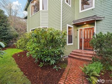 1114 2nd Ave N, Seattle, WA 98109 | MLS #2490