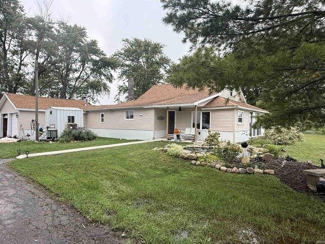11156 W Balbec Rd, Pennville, IN 47369