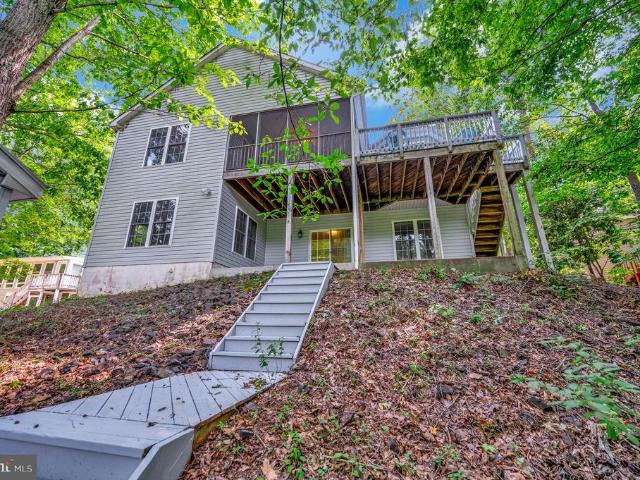1115 Eastover Parkway