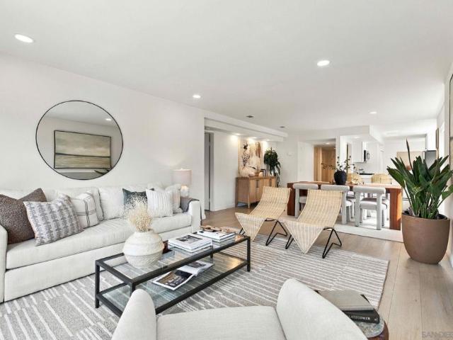 1115 Pearl 3