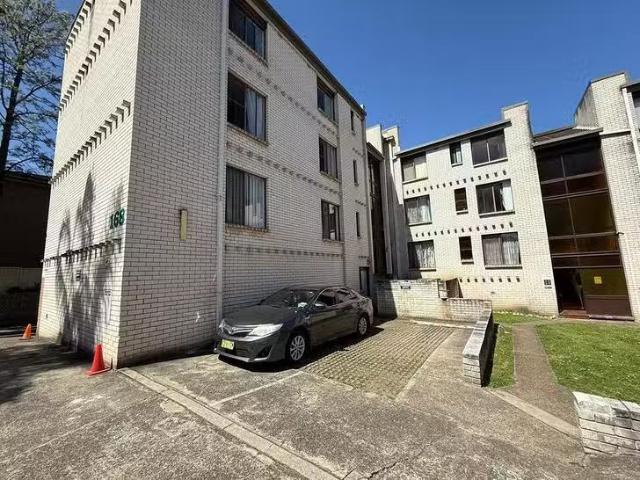 11/168 Greenacre Road, Bankstown, NSW 2200