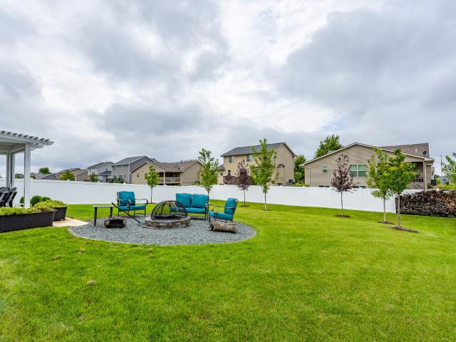 1116 NW Benjamin Drive