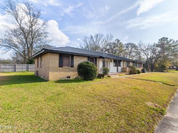 1116 West Ave, Columbia, MS 39429 | MLS #4135