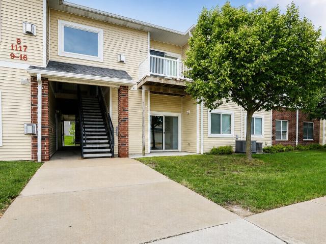 1117 NE 5th Lane 9
