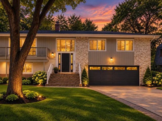 1117 Barberry Ct, Downers Grove, IL 60515