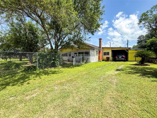 1117 E Fordyce Avenue