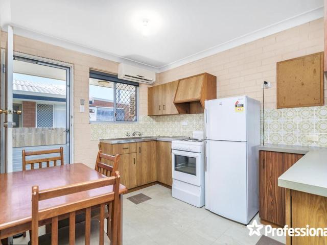11/17 Francis StreetGeraldton WA 6530, Australia