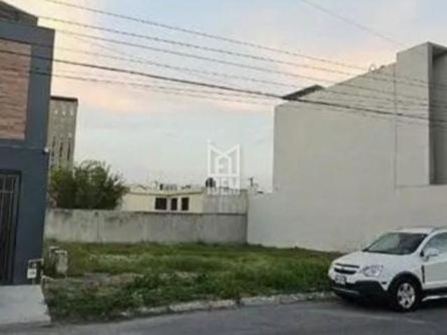 1117 Terreno en Venta en Residencial An?huac