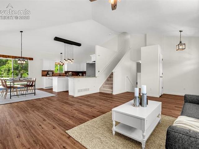 11185 Falling Star Road