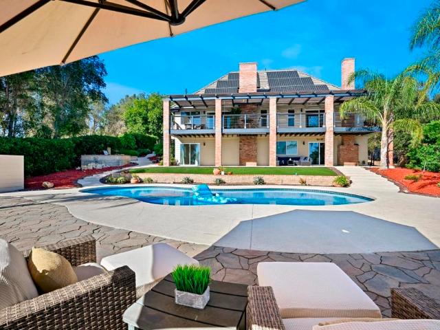 1118 Orangewood Drive
