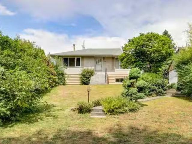 1118 Cloverley Street, North Vancouver, BC, V7L 1N6 house fo.