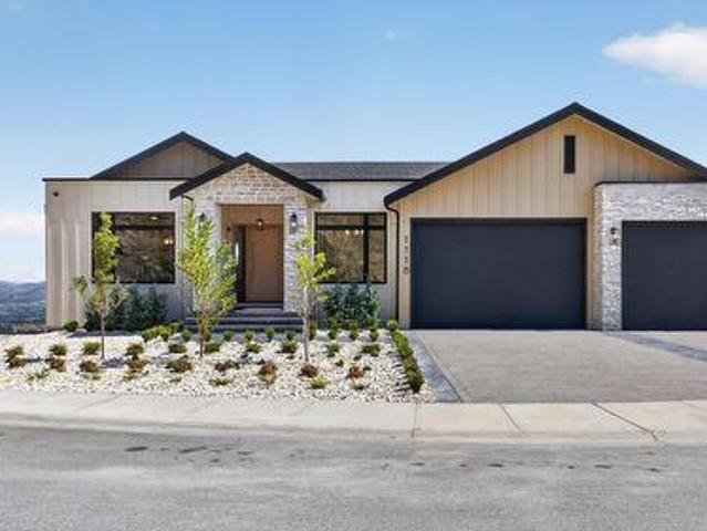 1118 Pearcy Court, Kelowna, BC, V1W 5H6 Luxury House for sale | Listing ID 10381 | Royal LePage Carriage Trade Luxury Properties