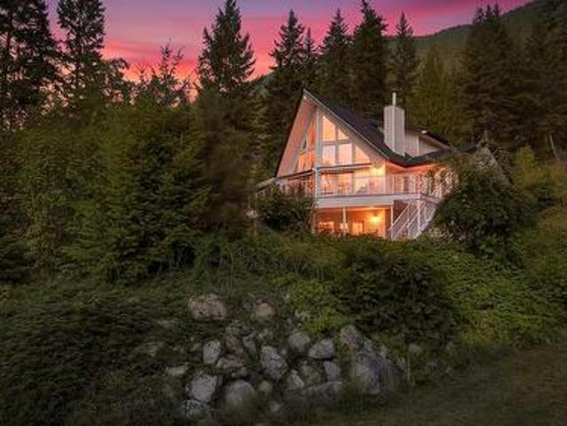 11190 3A Highway, Sanca, BC, V0B 1A2 Luxury House for sale | Listing ID 10370 | Royal LePage Carriage Trade Luxury Properties