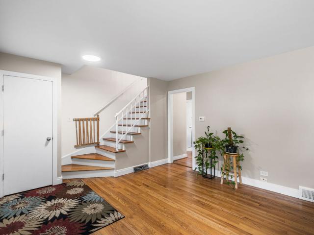 1119 Country Lane
