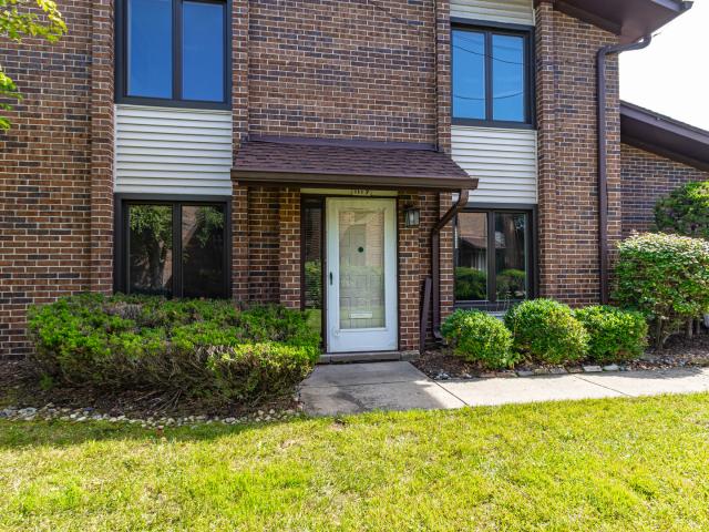 1119 Deerfield Place