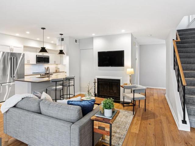 1119 Pine Street # 206