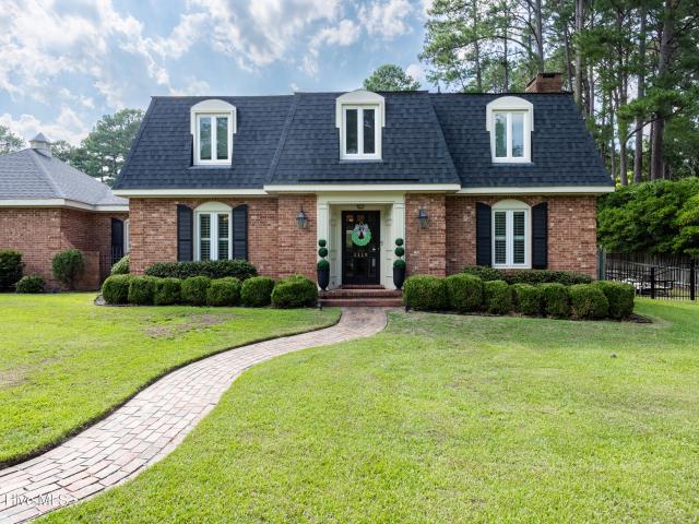 1119 Windemere Drive NW