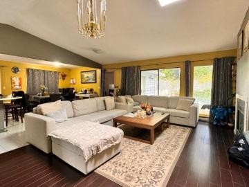 Greater Vancouver - Garden, Swimming pool