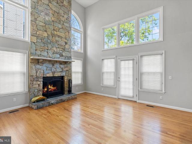 11102 Luttrell Lane
