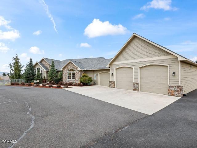 11105 Zier Rd, Yakima, WA