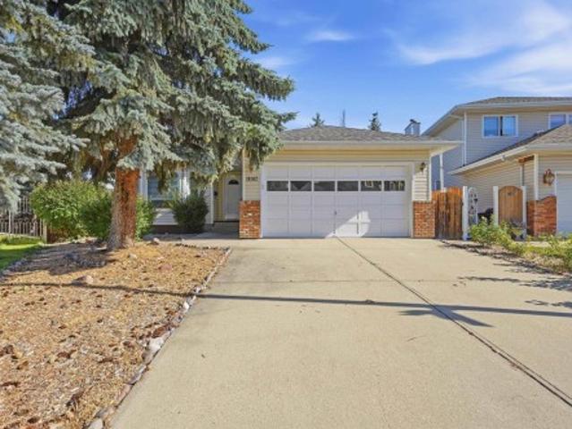 1110 A Avenue Nw, Edmonton, AB, T6J 6R9 house for sale | Listing ID E4509 | Royal LePage