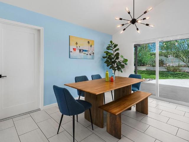 1110 E Vista Chino