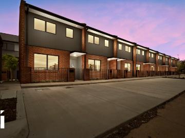 1/110 Livingston Avenue Kambah