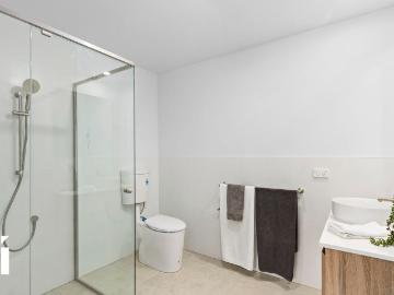 1/110 Livingston Avenue, Kambah