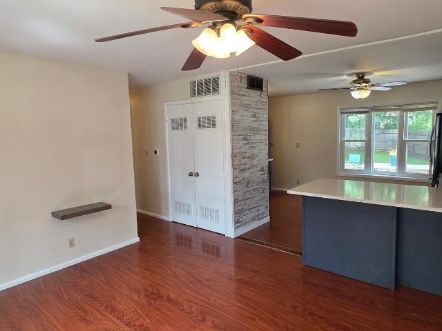 1110 Rainbow View